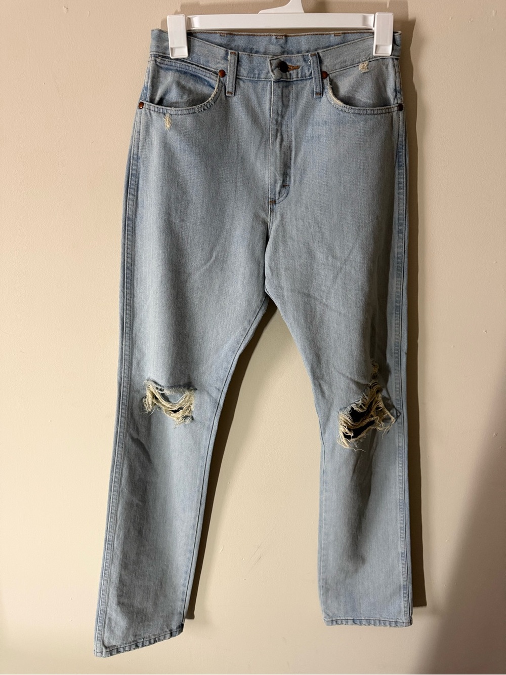 Wrangler Light Blue Distressed Women’s Jeans
